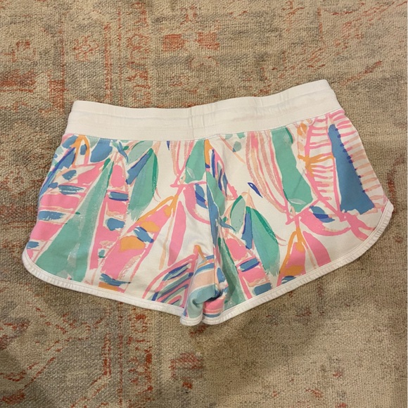 Lilly Pulitzer Chrissy Beach Casual Shorts, Small - Picture 3 of 4